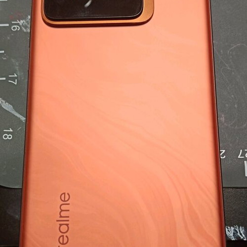 Realme GT 7 Pro like new, orange with extra glass and metal case