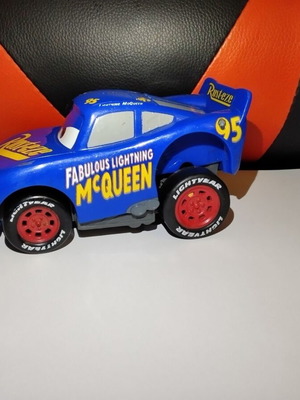 Fabulous Lightning McQueen 2016 Mattel Disney Pixar Cars 3 Revvin' Action toy car