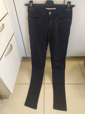 Zara women's pants used, elastic, size S