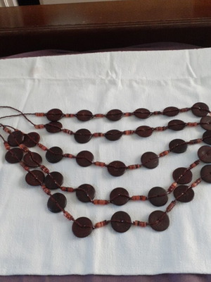 Pendant with 5 rows of beads like new, wooden and plastic