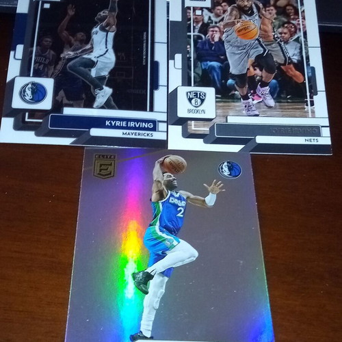 NBA lot Kyrie Irving 3 cards like new