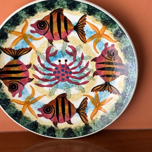Ceramic wall plate like new collectible by I. Sanos size 0.33