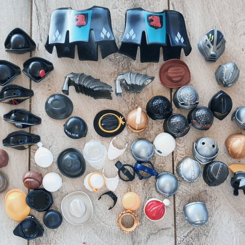 Playmobil καπέλα και οπλισμός αλόγων πακέτο σαν καινούργιο