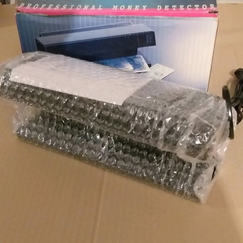 Professional counterfeit banknote detector new