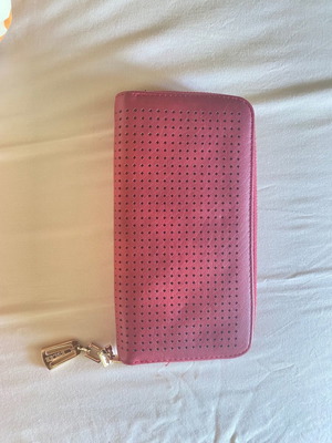 Eslee red wallet