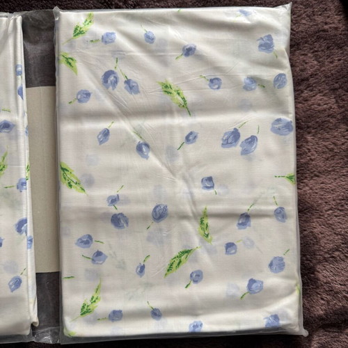 Bed sheet set white with blue flowers 100% cotton new
