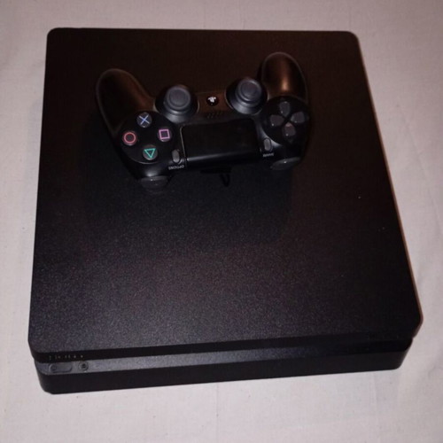 PlayStation 4 console with PS VR, controller and 5 games