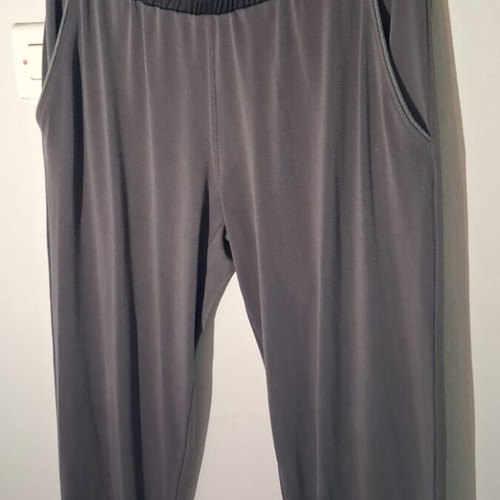Viva Gray Pants Like New, Airy Fabric with Elastic Waist