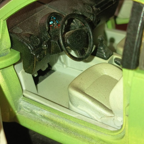 Volkswagen Beetle metal toy car 1998 like new by Burago