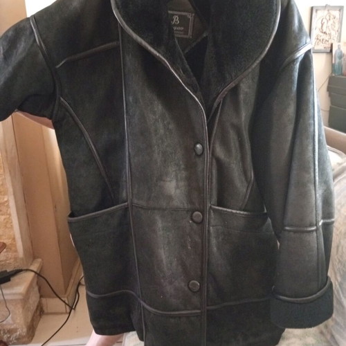 Black synthetic mouton coat like new, size XL