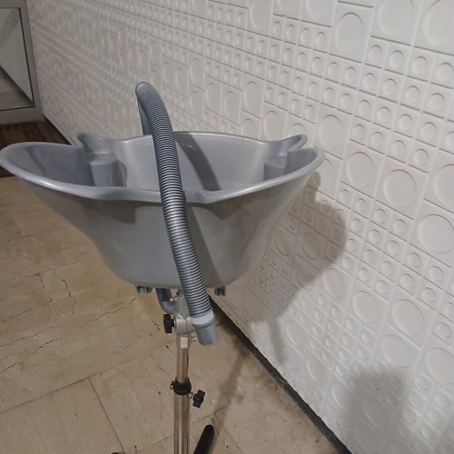 Professional Hair Washing Basin like new