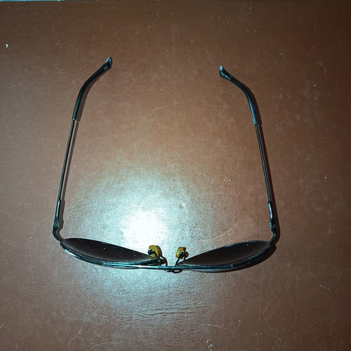 Ray Ban men's sunglasses used, black, needs lens replacement