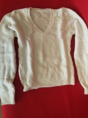Pullover size S white like new