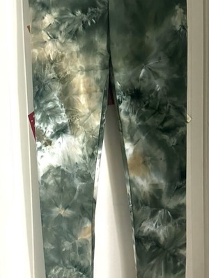 Tie dye leggings new, multicolor green, size XL