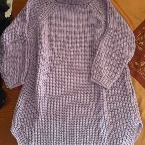 Knitted blouse dress like new, very warm, lilac