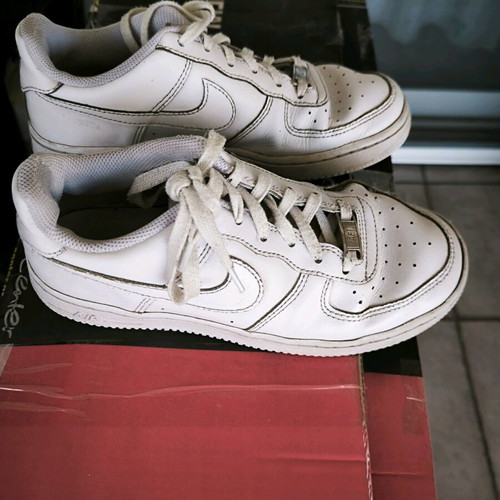 Nike Air Force 1 kids used size 37.5 white sneakers