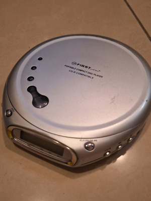 Φορητό CD player μεταχειρισμένο με σφάλμα, ακουστικά