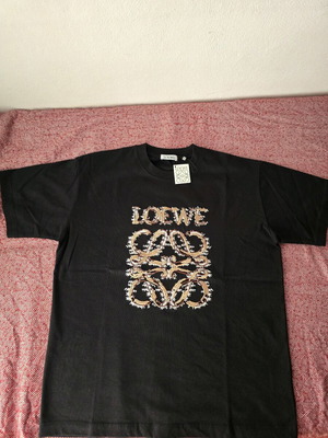 Loewe t-shirt new, size XXL, black embroidered logo