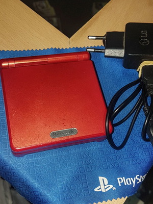 GameBoy Advance SP Flame Red μεταχειρισμένο με Street Fighter Turbo Revival
