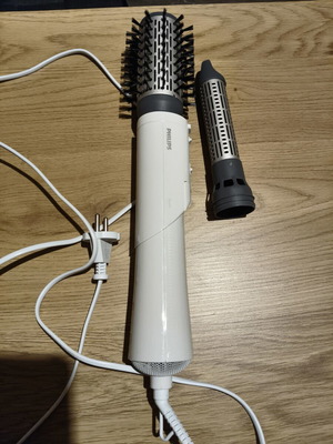 Philips Electric Hair Brush BHA710/00 like new