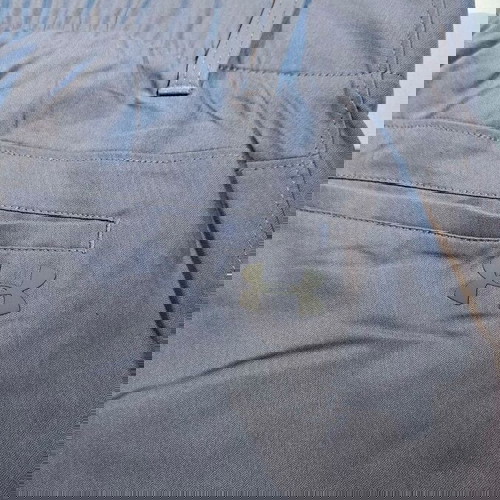 Αυθεντικό Under Armour ανδρικό παντελόνι, μέγεθος M.