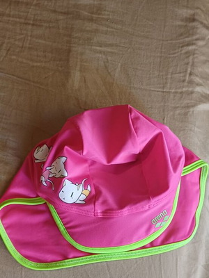 Arena sun hat for baby girl 0-2 years like new, pink