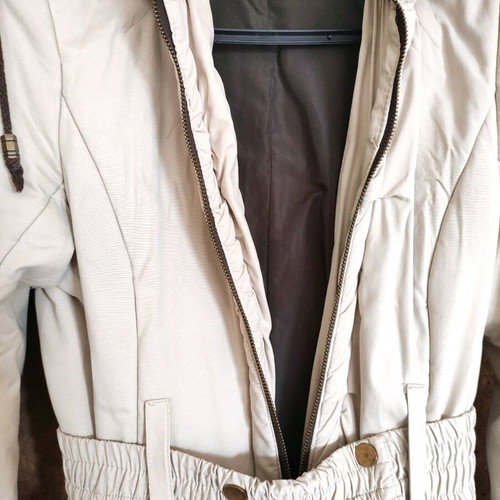 Lussile long women's coat like new with belt and hood beige