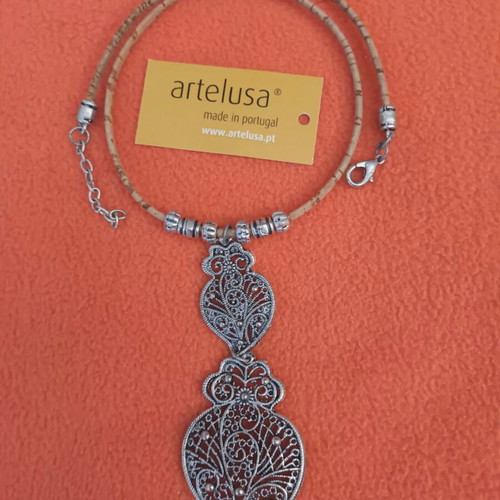 Artelusa Heart of Viana filigree pendant new