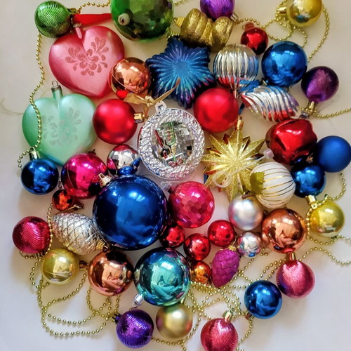 Christmas ornaments and balls set of 46, plastic