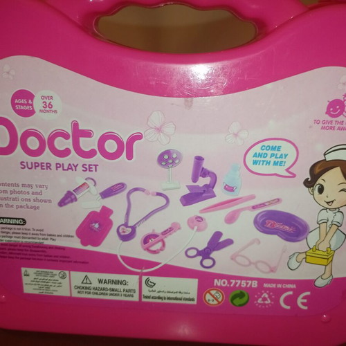 Doctor Super Play Set pink medical kit with 10 accessories like new