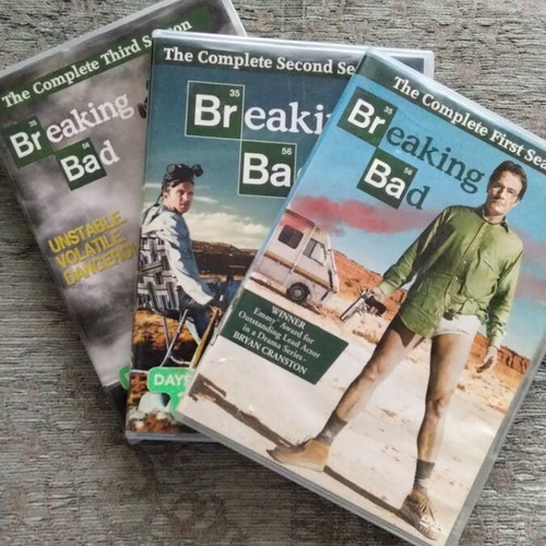 Breaking Bad seasons 1, 2, and 3 DVD set used with Greek subtitles