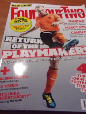 Four Four Two October 2010 Playmakers Special like new, for PAOK fans