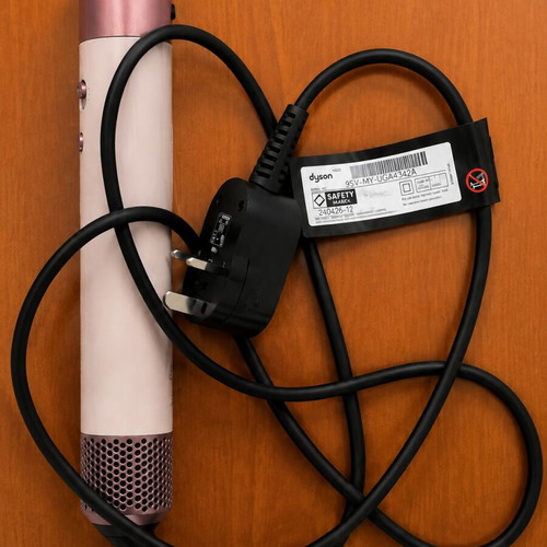 Dyson Airwrap Complete Long HS05 Ceramic Pink Rose Gold styling set with case