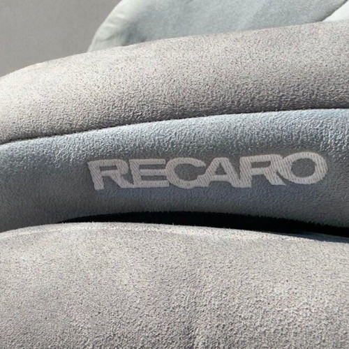 Recaro Monza car seat used with Isofix and adjustable headrest