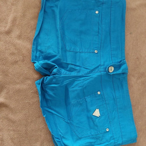 Women's shorts used medium turquoise