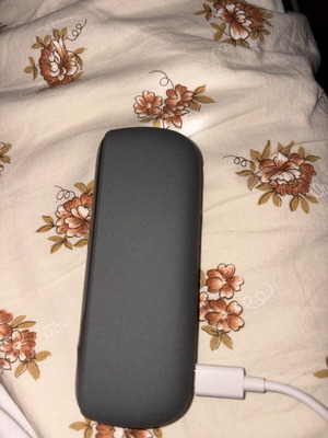 Iqos Illuma device new with box and charger