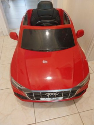 Kids Electric Car Q8 used with control