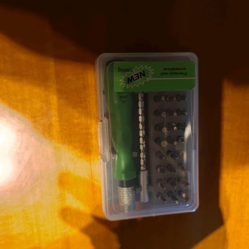 Screwdrivers like new, set of 32 pieces