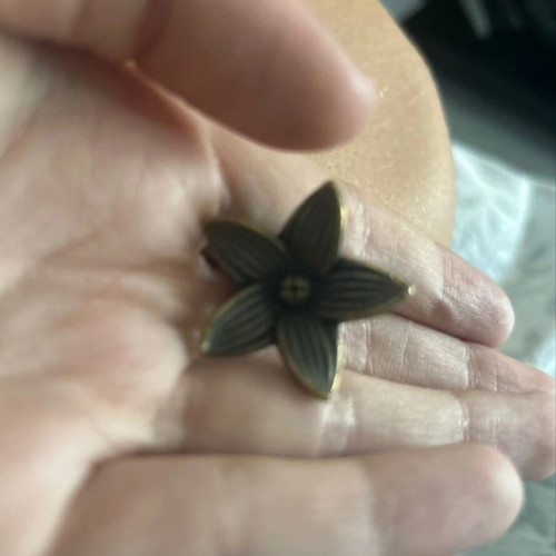 Mini knobs