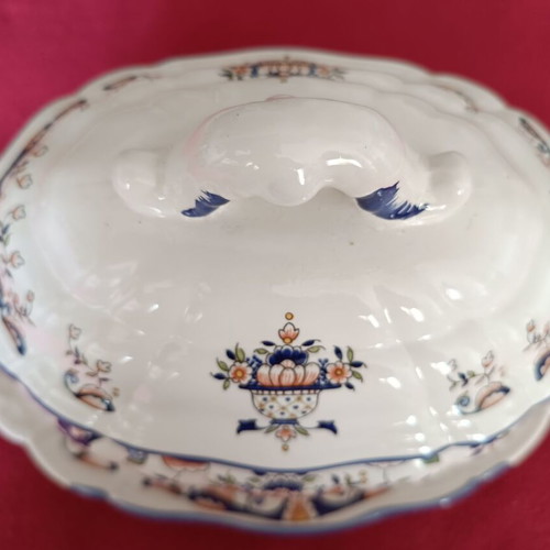 French faience soup tureen with platter and lid, like new