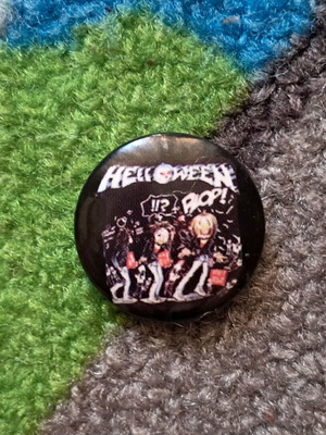 Helloween Pumpkin Head badge like new