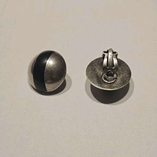 Silver 925 clip on earrings minimalist, like new, antique style