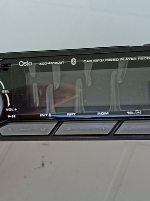Osio 1 DIN Car Radio with Bluetooth and USB