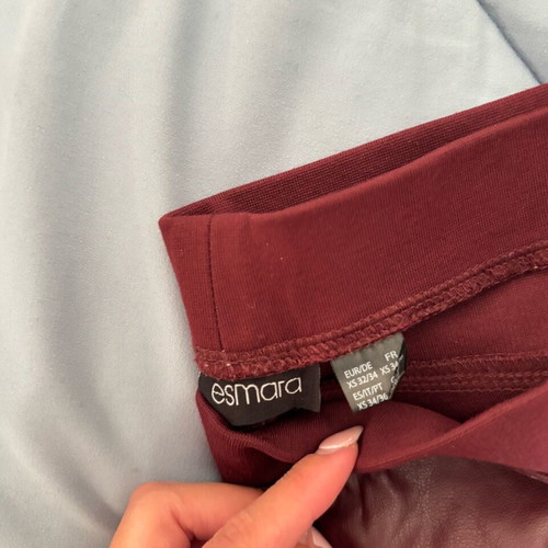 Esmara leggings with faux leather burgundy red like new size XS