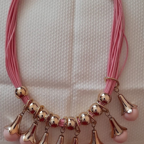 Jewelry new, set of 6 necklaces, 1 pendant, 2 rings, 1 bracelet