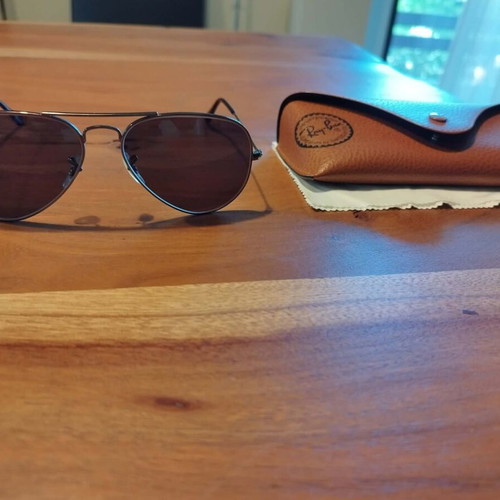 Ray-Ban Aviator Metal II RB3869 sunglasses like new, black