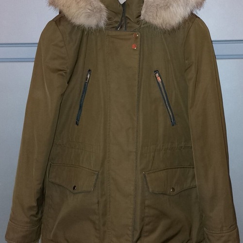 Zara women's khaki parka jacket like new with fur lining medium