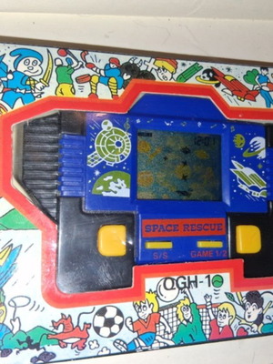 Vintage LCD game Space Rescue functional