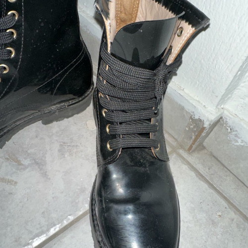 Feng shoe patent leather boots used, size 37, black