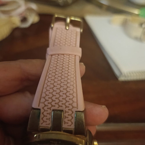 Loisir wristwatch with pink rubber strap